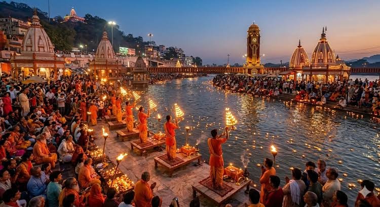 Ganga Aarti ceremony with fire lamps in Haridwar