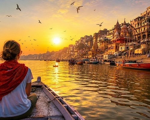 Sacred Heart of India – Varanasi Ganges ceremony